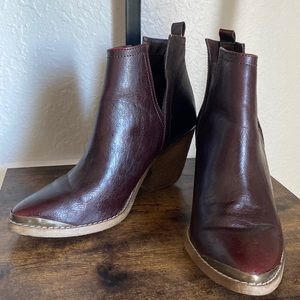 Chunky 2 inch Heel Ankle Booties Size 8